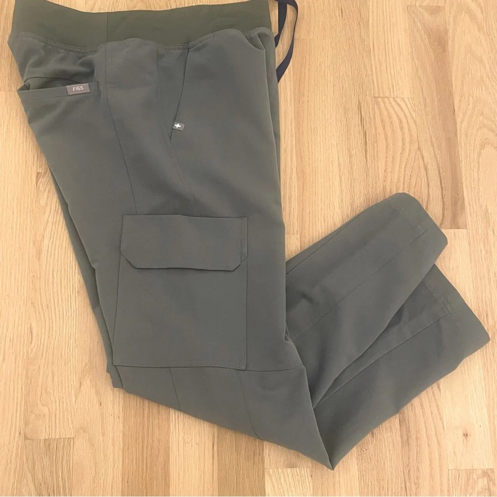 FIGS  Utility Scrub Pants Size XS/S